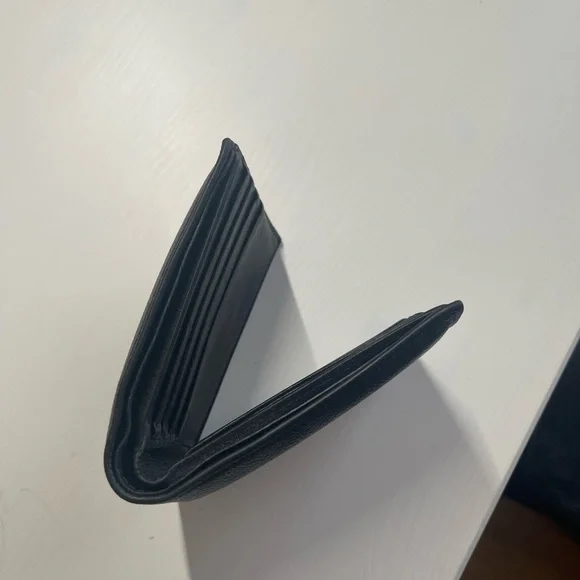 Beautiful Like New Balenciaga Wallet! - Picture 10 of 12